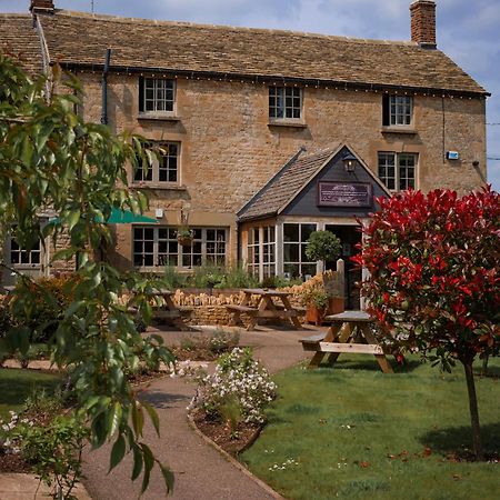 Killingworth Castle Hotel Удсток Екстериор снимка