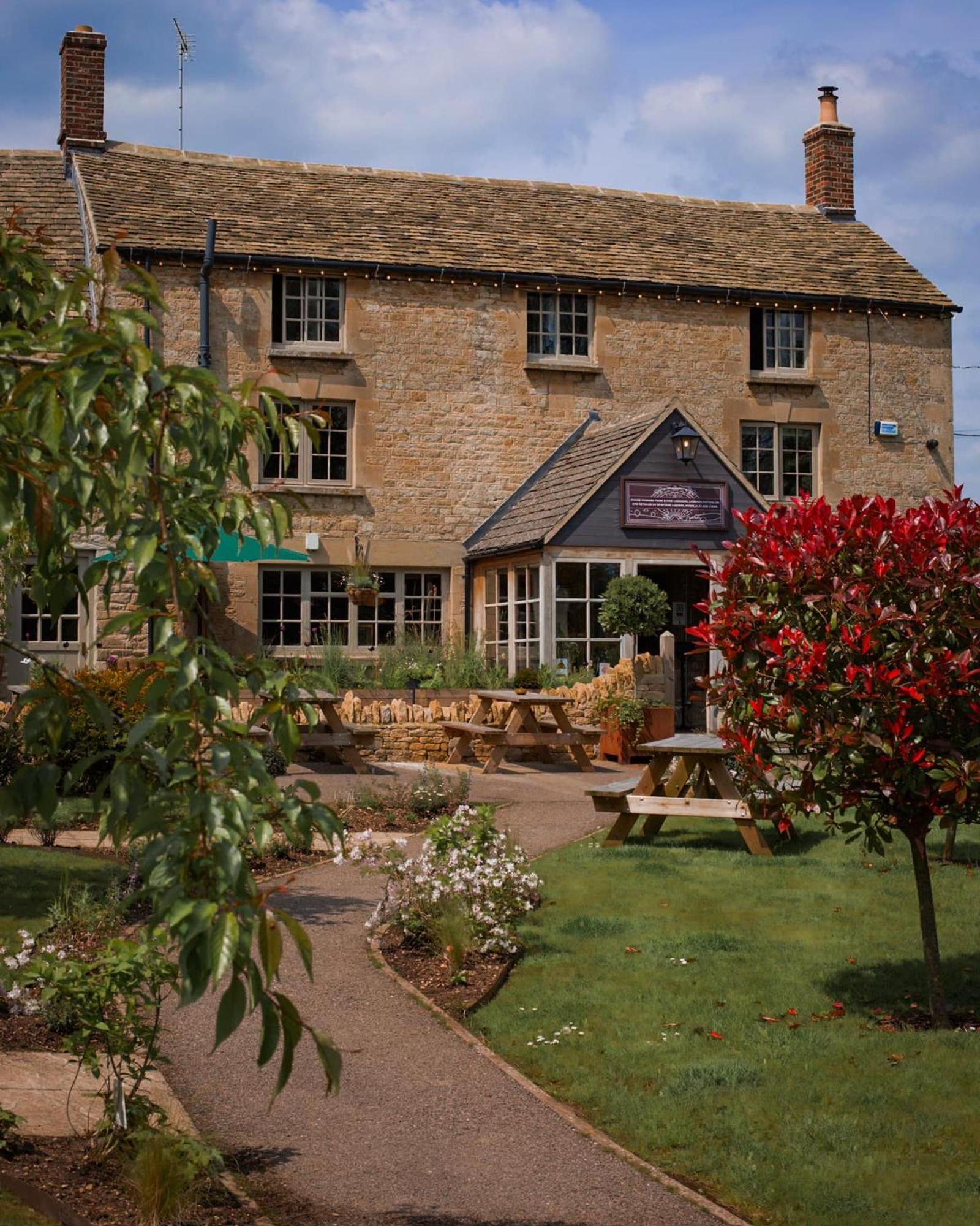 Killingworth Castle Hotel Удсток Екстериор снимка