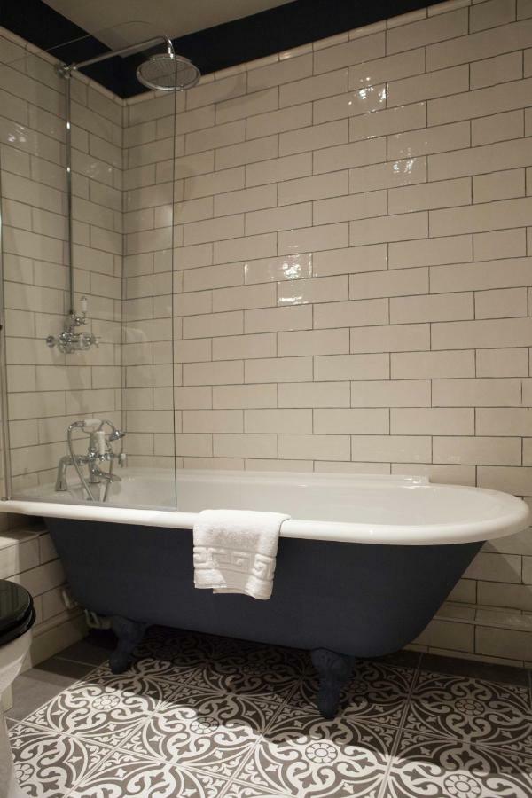 Killingworth Castle Hotel Удсток Екстериор снимка